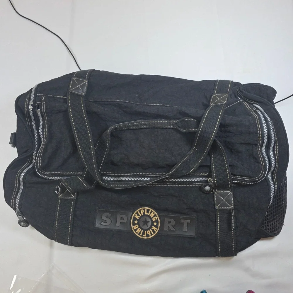 Kipling Sport Black Crinkle Nylon Duffle Bag Travel Gym Weekender 21 Inch Flaws
